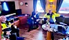 HYGGELIG KAFFEPRAT: NSF-inspektør Asgeir Olsen sammen med Ulf Brekke fra Maskinistforbundet (til høyre) møter medlemmer.