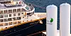 'Havila Polaris' fyller biogass ved Polarbase utenfor Hammerfest.