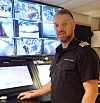NY HVERDAG: Under dekk har maskinsjef Hansen full kontroll på sin del av systemet.