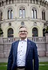 SAVNER KOLLEGER: Dagfinn Olsen er klar for en ny periode som stortingsrepresentant. Men han skulle gjerne sett flere stortingsrepresentanter med bakgrunn fra sjøen.